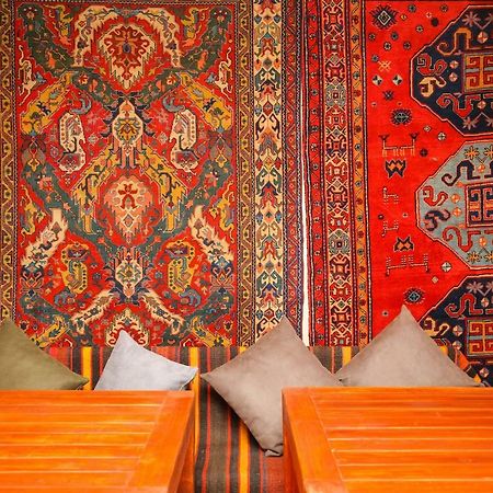 Chalet Dilijan Hotel & Restauarant エクステリア 写真