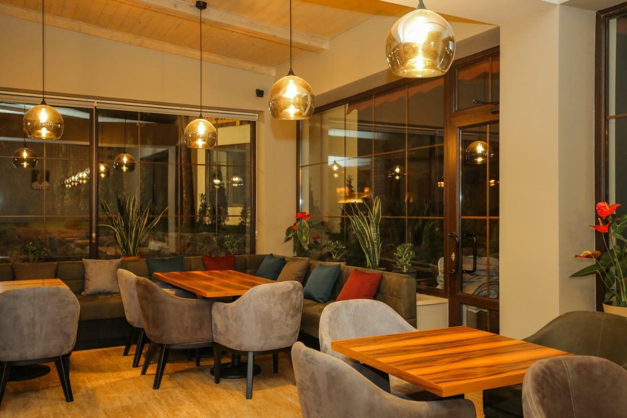 Chalet Dilijan Hotel & Restauarant エクステリア 写真