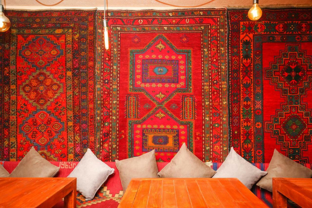 Chalet Dilijan Hotel & Restauarant エクステリア 写真